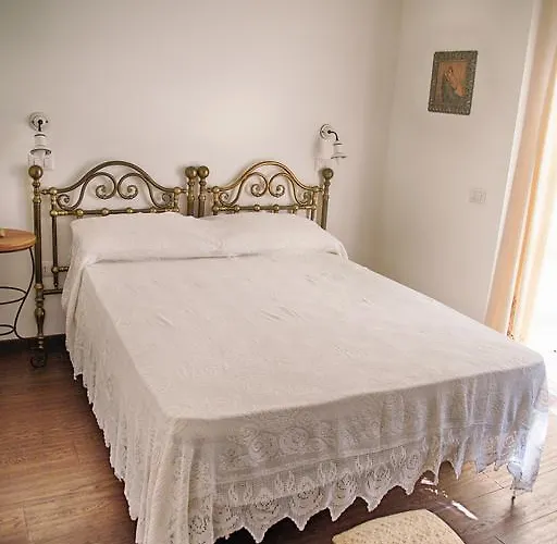 Don Carlo Di Charme Bio